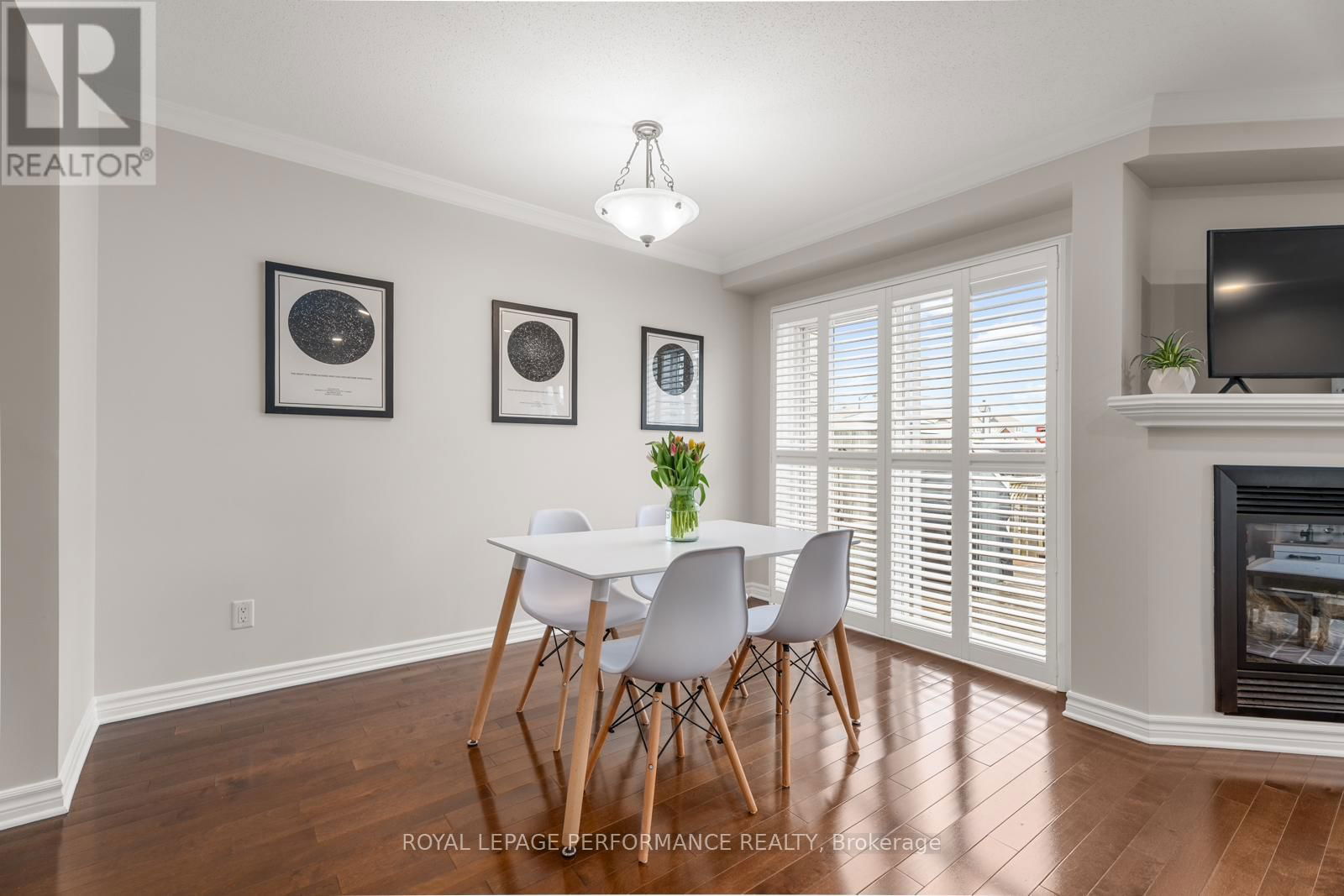 303 BRANTHAVEN STREET Image 13
