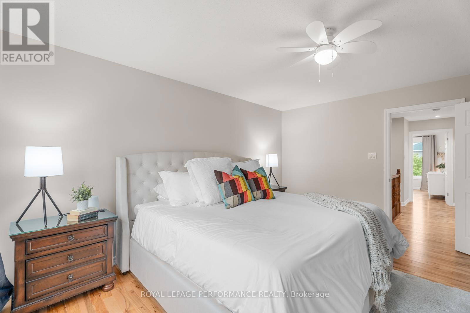 303 BRANTHAVEN STREET Image 21