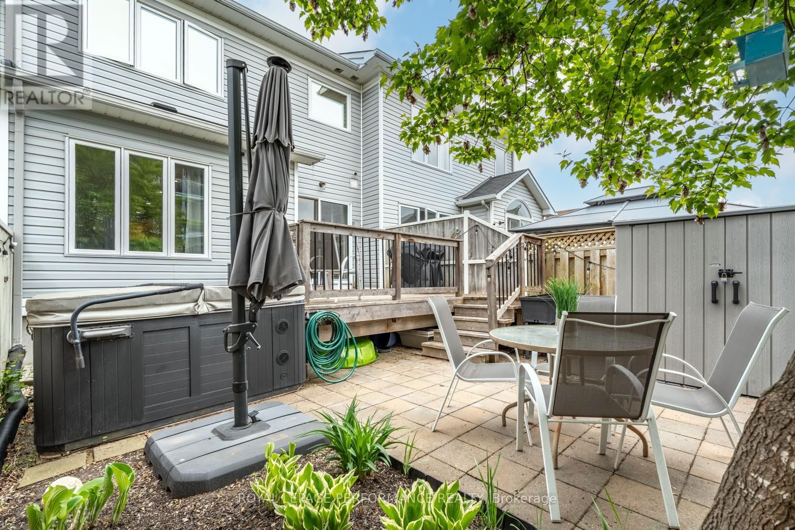 303 BRANTHAVEN STREET Image 31