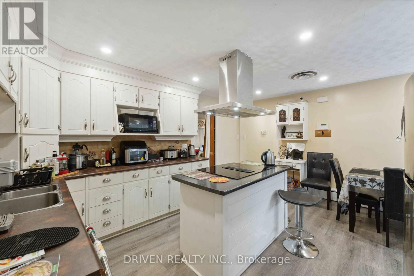 1266 WALKLEY ROAD Image 8