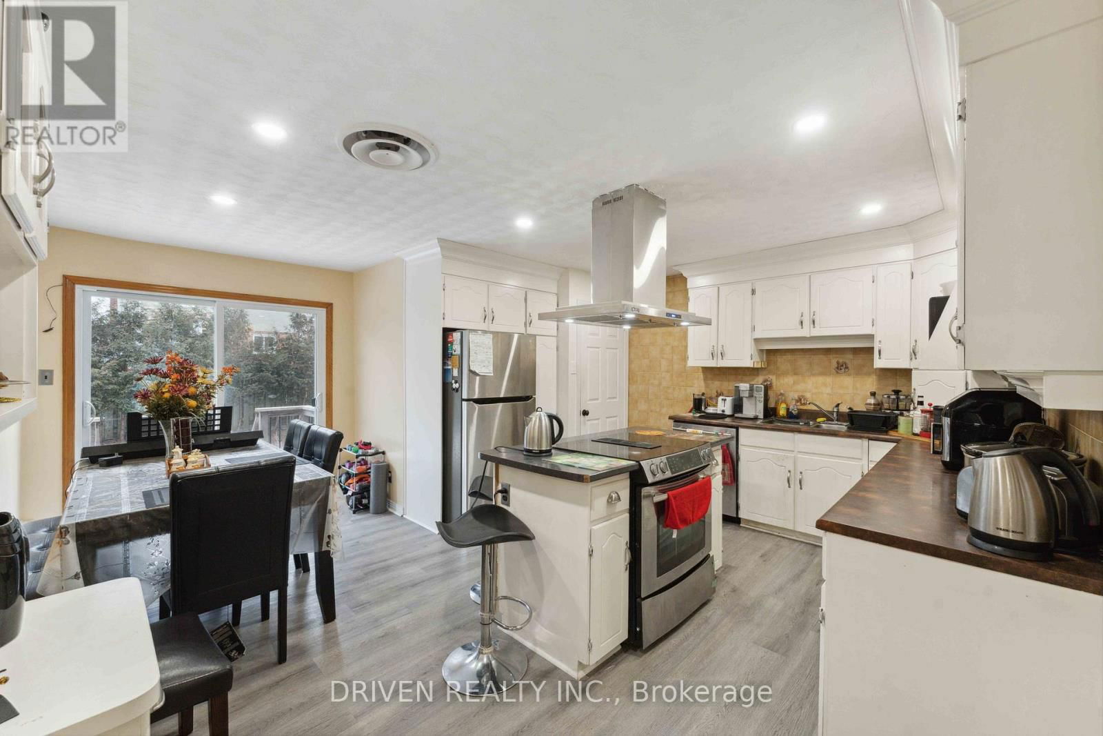 1266 WALKLEY ROAD Image 9