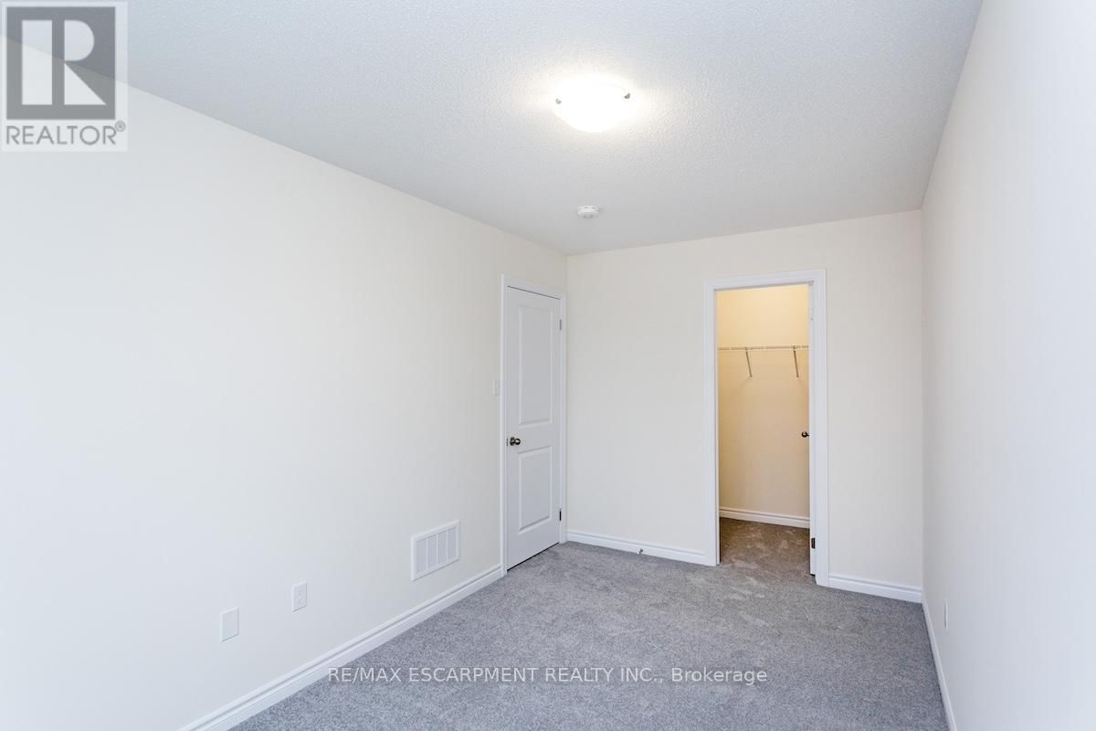 61 JELL STREET Image 30