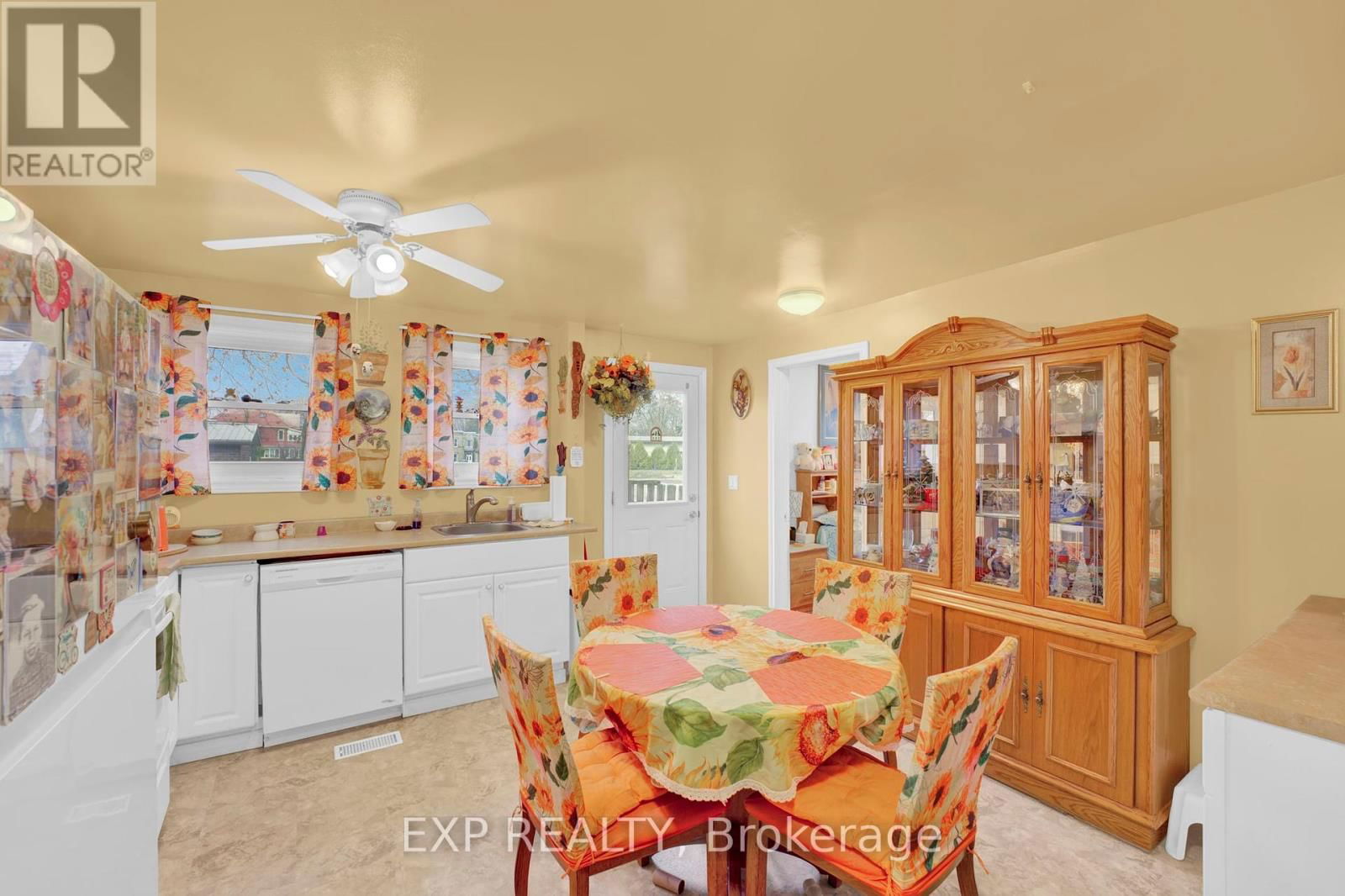 194 FURNIVAL ROAD Image 12