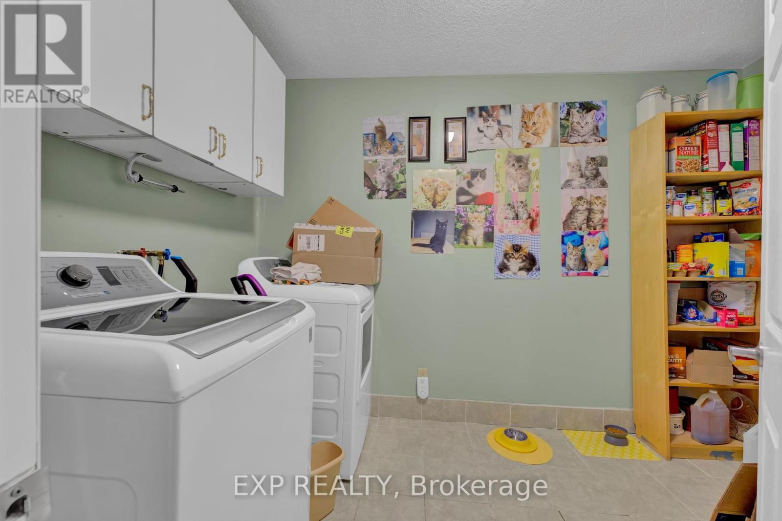 194 FURNIVAL ROAD Image 19