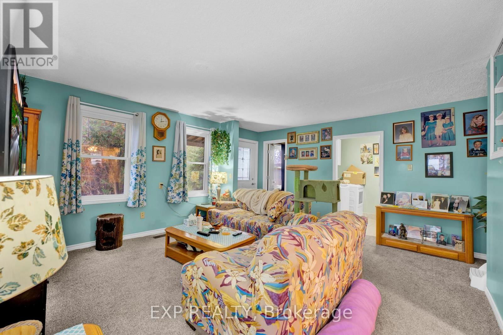 194 FURNIVAL ROAD Image 6
