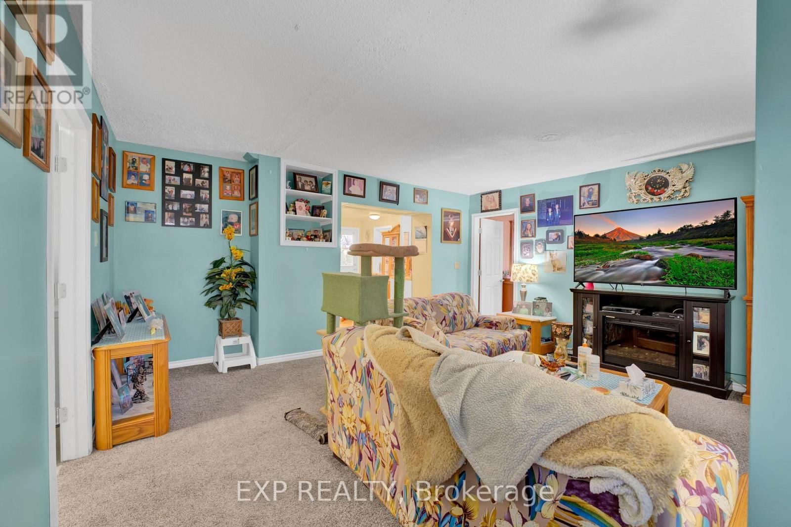 194 FURNIVAL ROAD Image 8