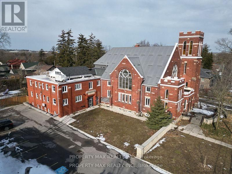 1061 RICHMOND STREET Image 3
