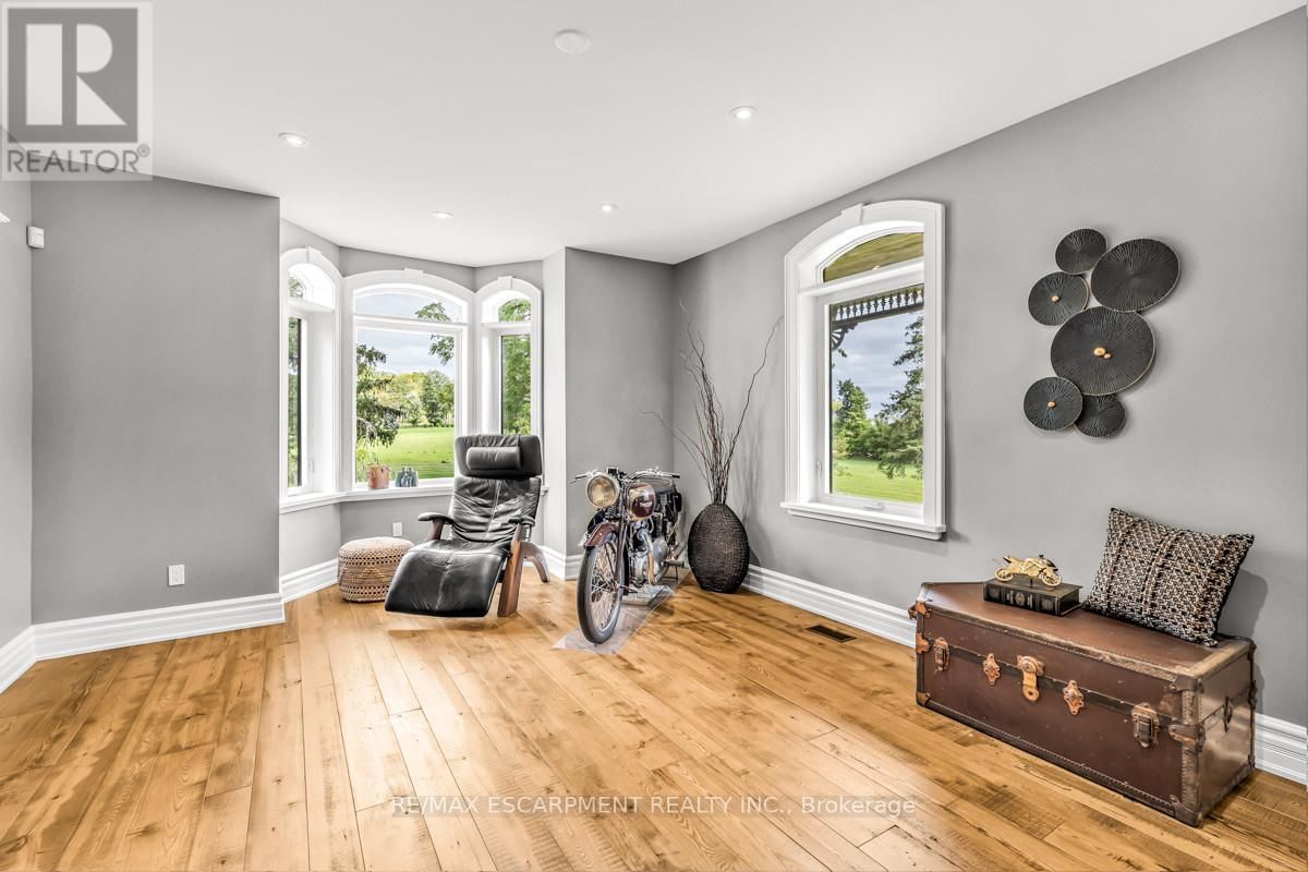 1399 SAFARI ROAD Image 12