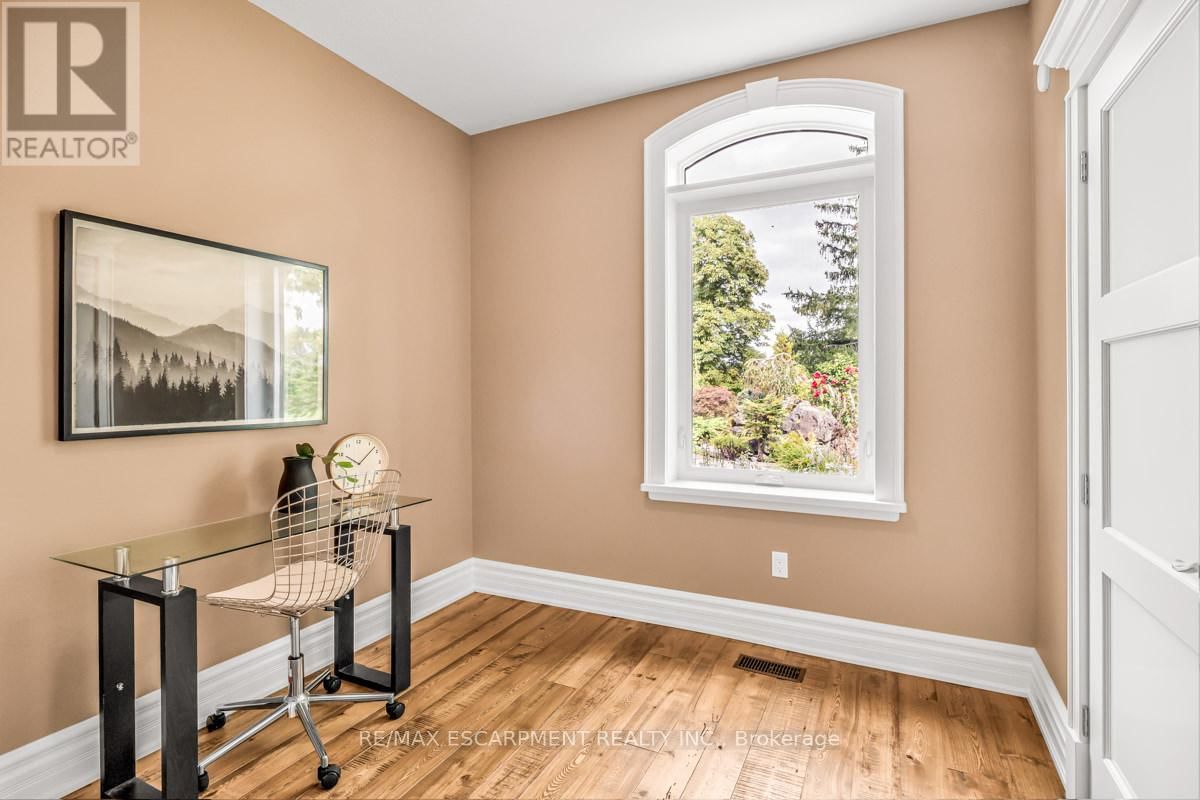 1399 SAFARI ROAD Image 14