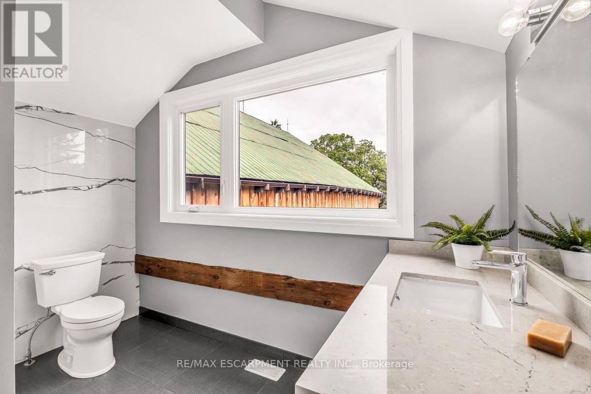 1399 SAFARI ROAD Image 43