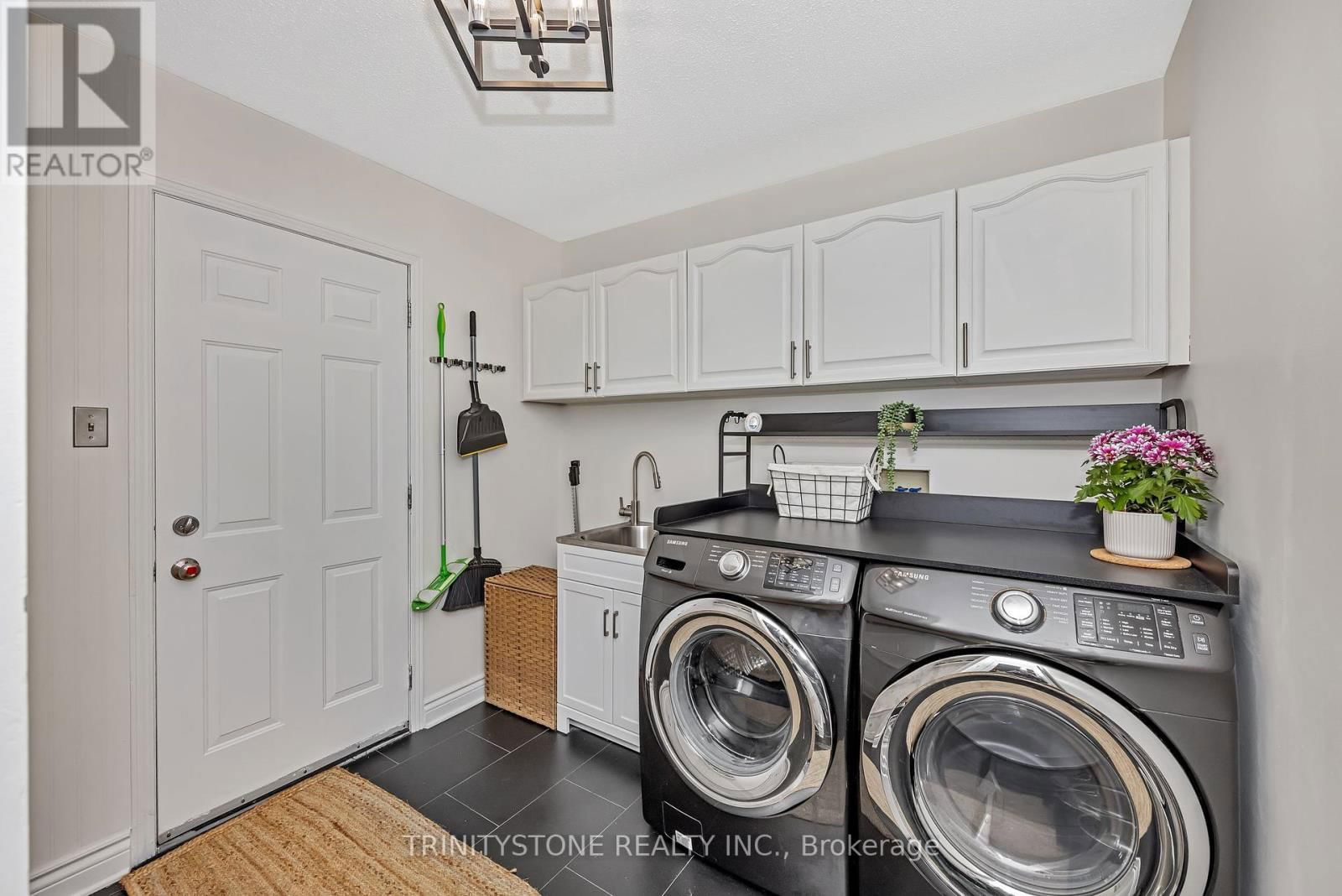 149 LANIGAN CRESCENT Image 22