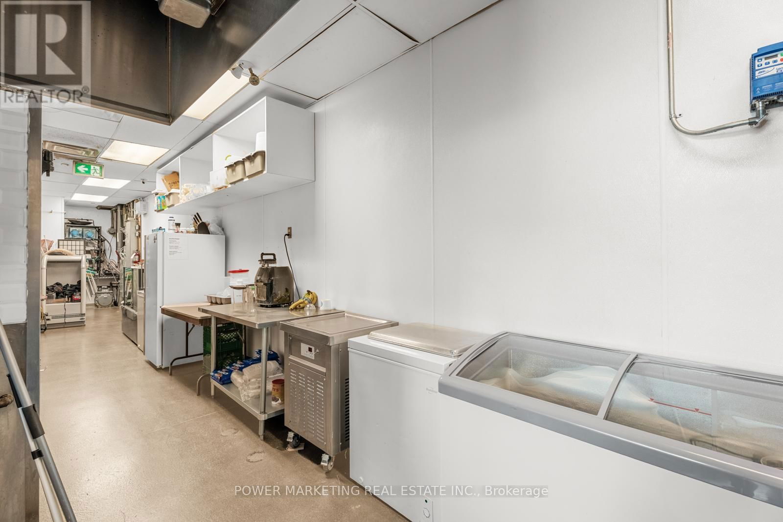 108 - 900 EXHIBITION WAY Image 32