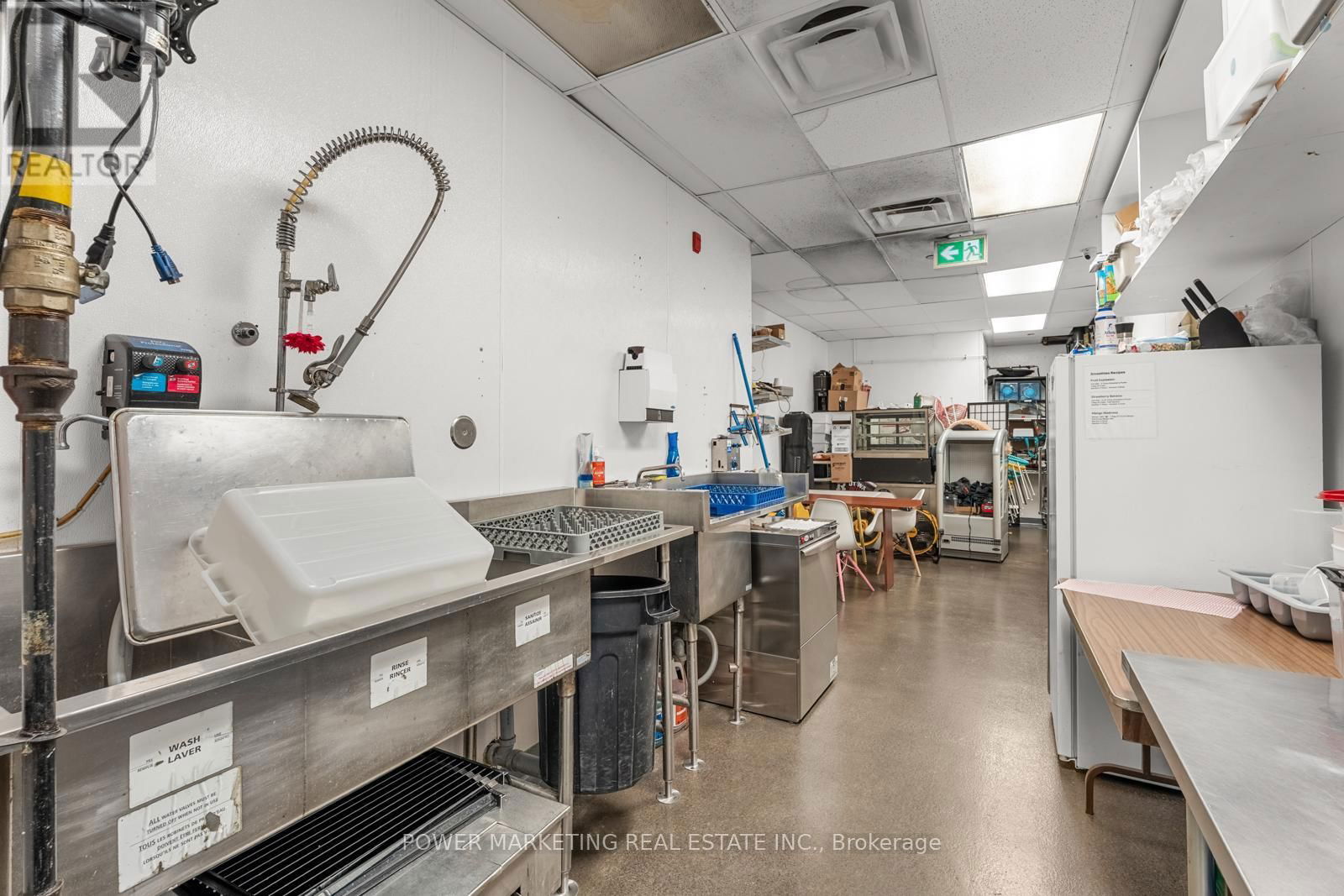 108 - 900 EXHIBITION WAY Image 34