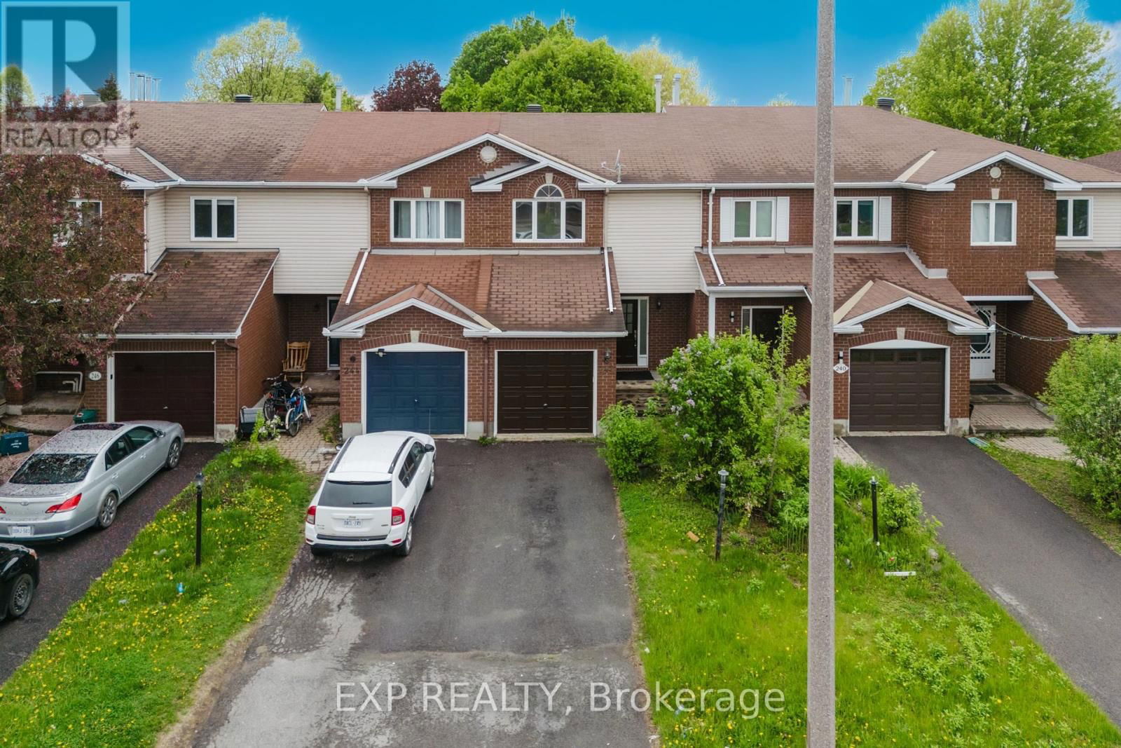 242 STONEWAY DRIVE Image 1