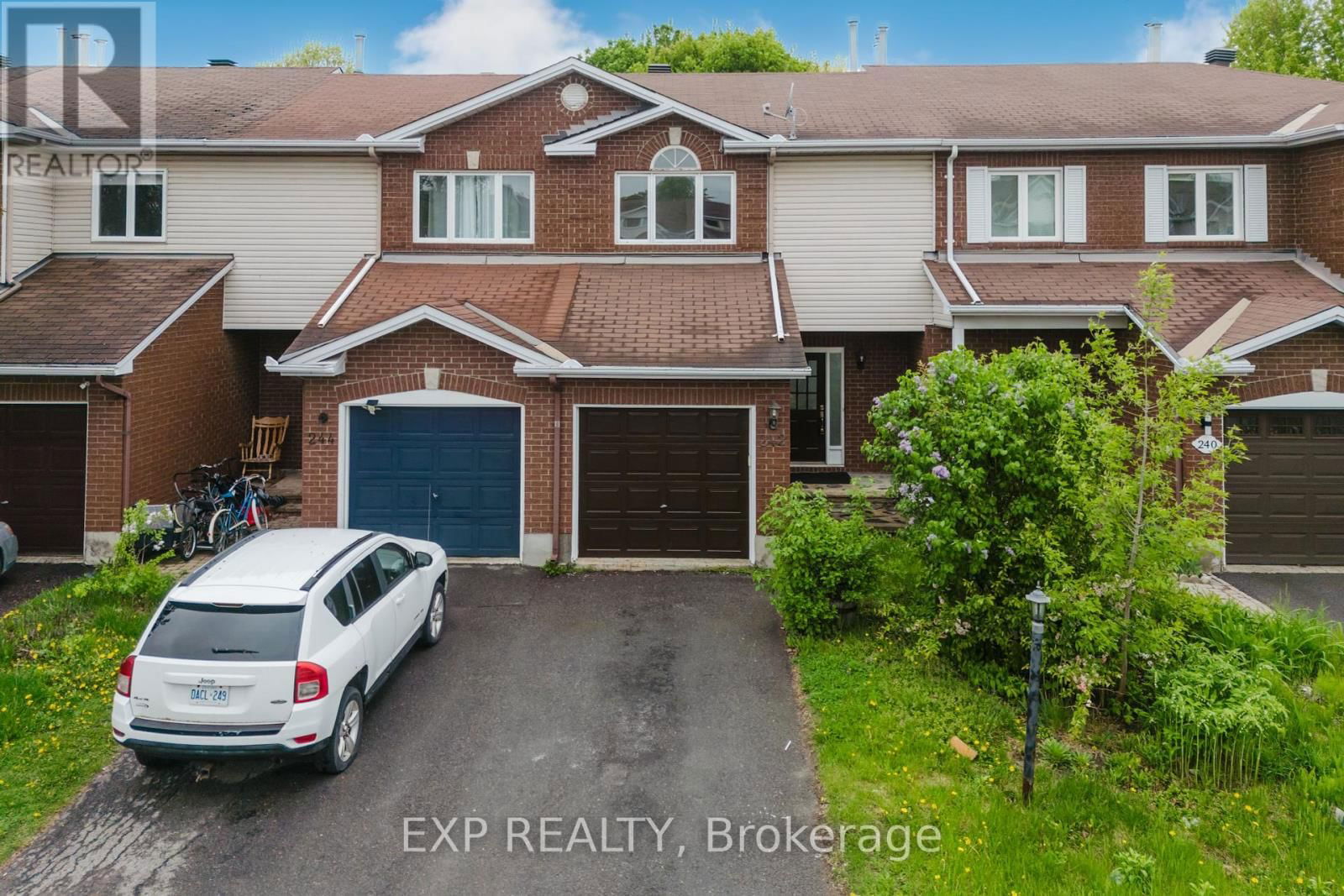 242 STONEWAY DRIVE Image 2