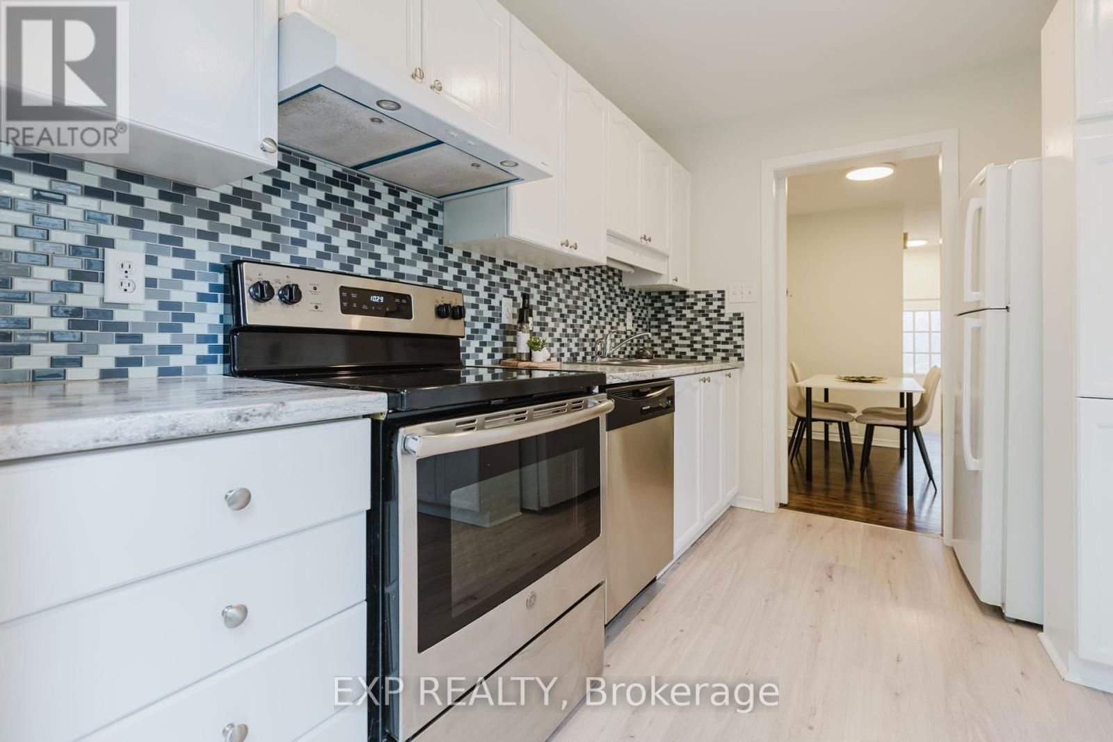 242 STONEWAY DRIVE Image 20