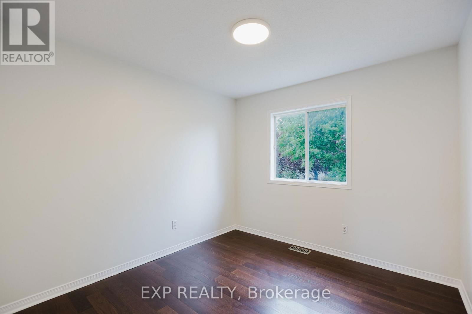 242 STONEWAY DRIVE Image 28