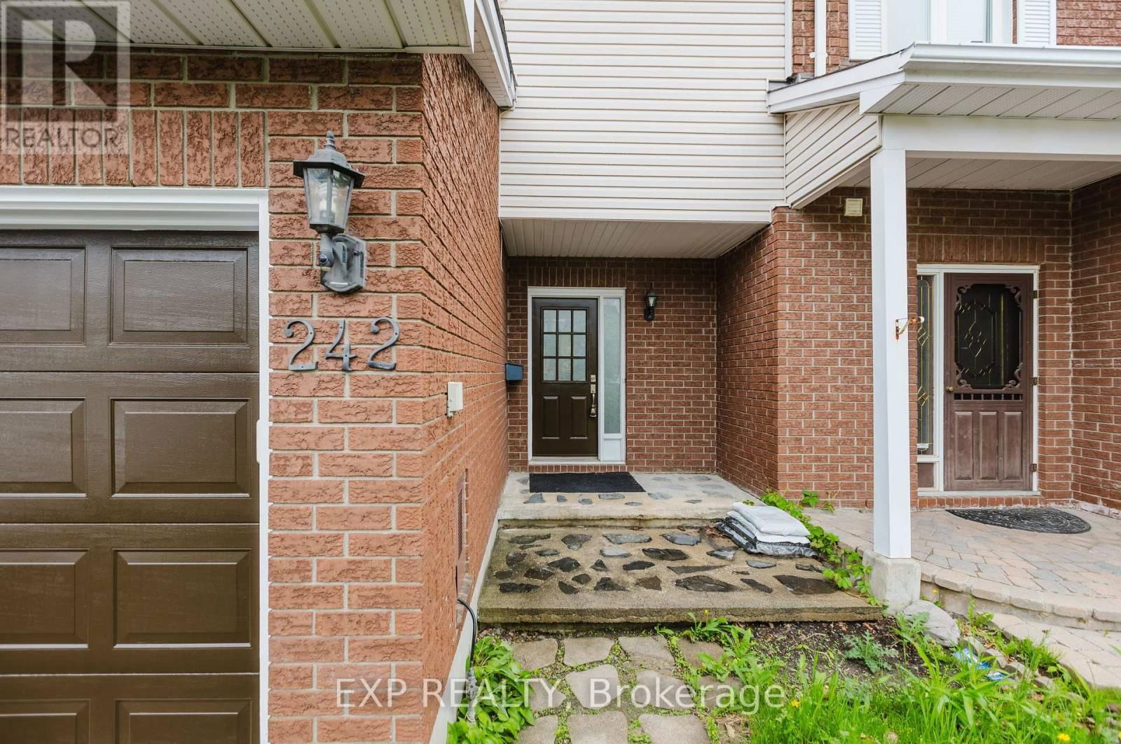 242 STONEWAY DRIVE Image 5