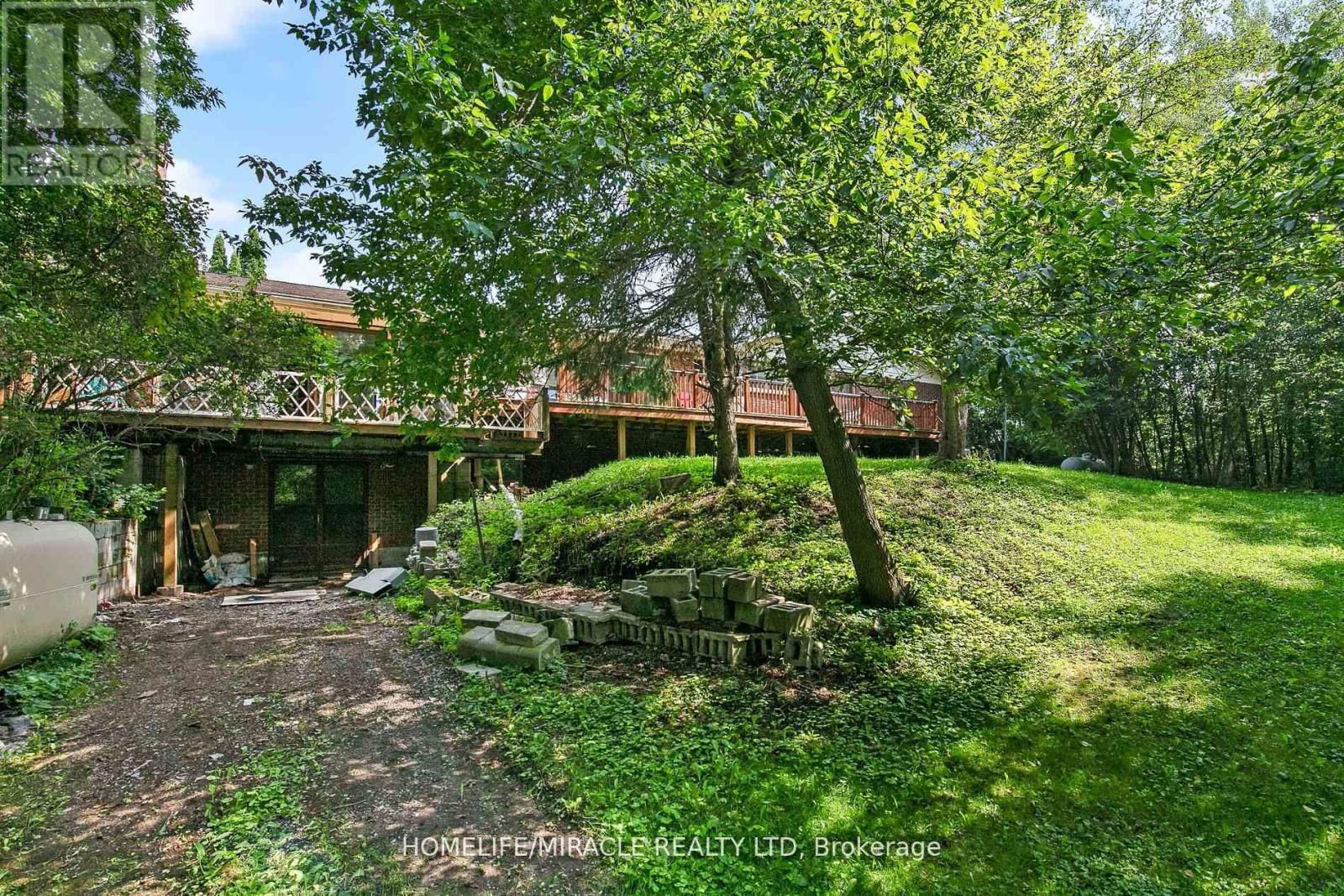 18 GRANDY ROAD Image 39