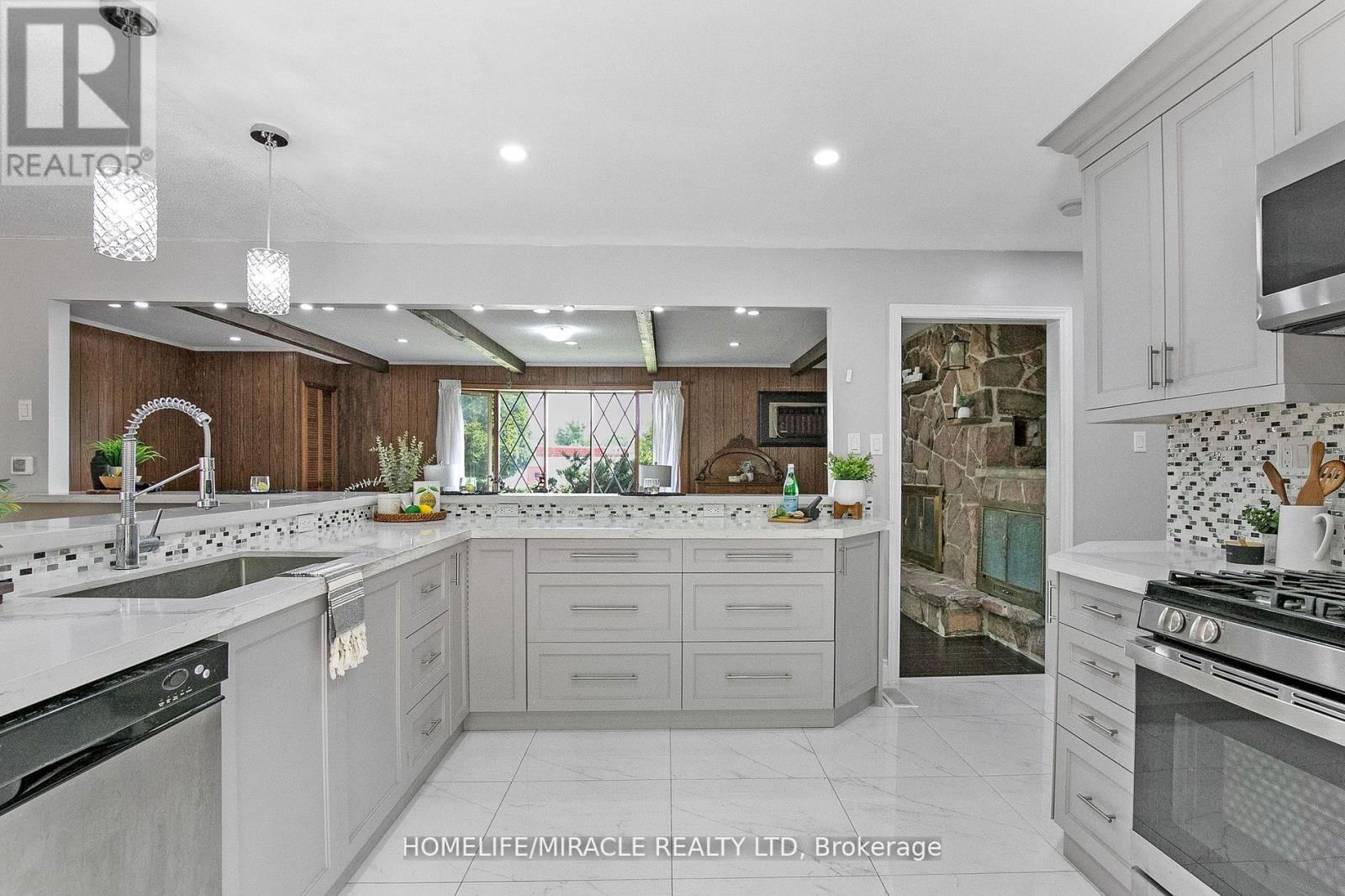 18 GRANDY ROAD Image 8