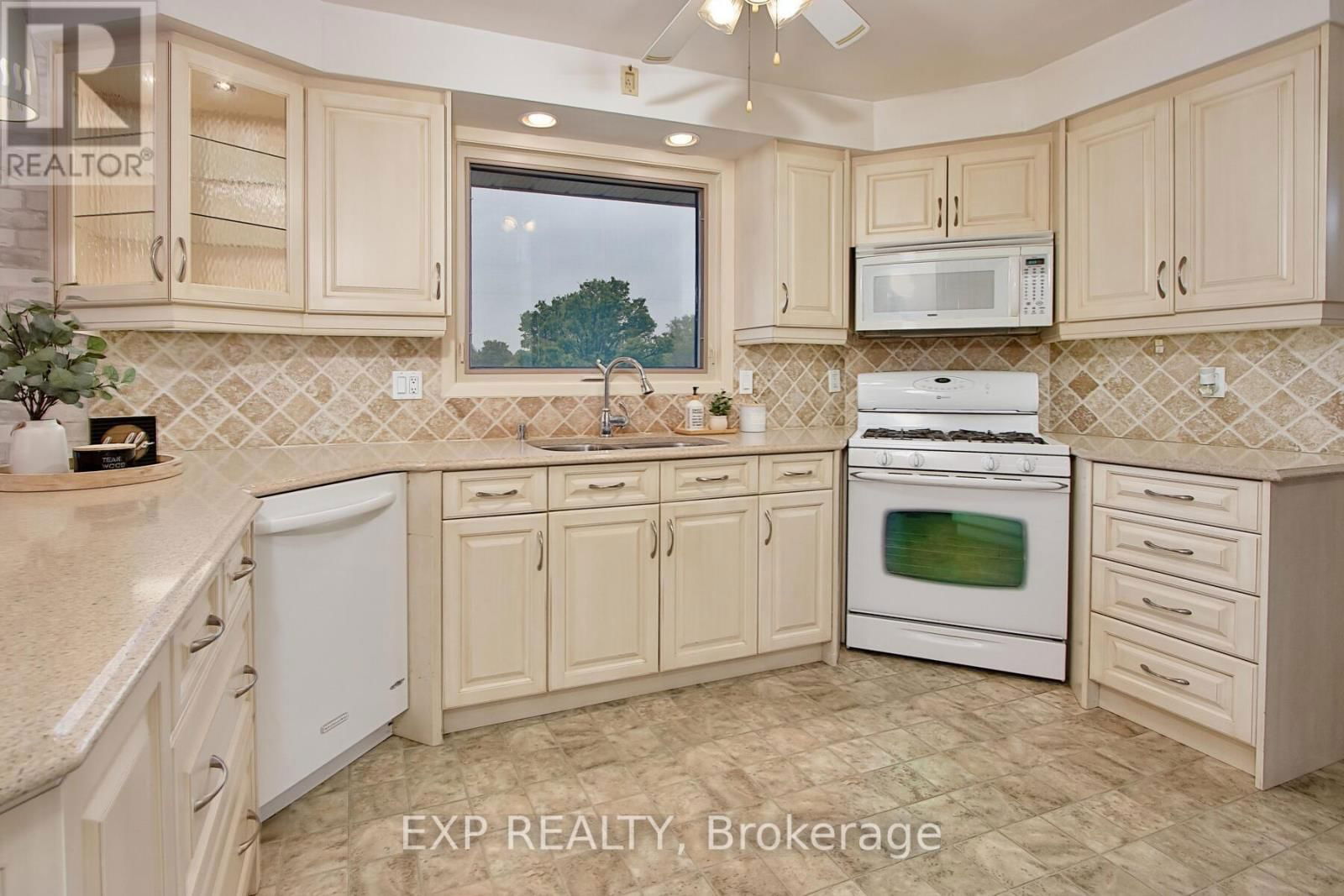 1265 GLADSTONE DRIVE Image 10