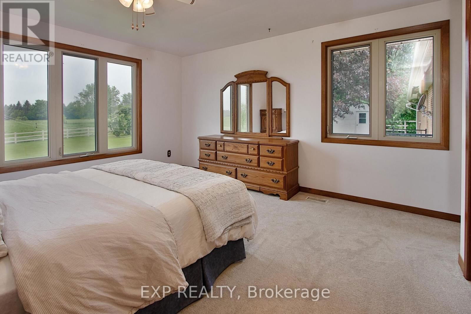 1265 GLADSTONE DRIVE Image 20