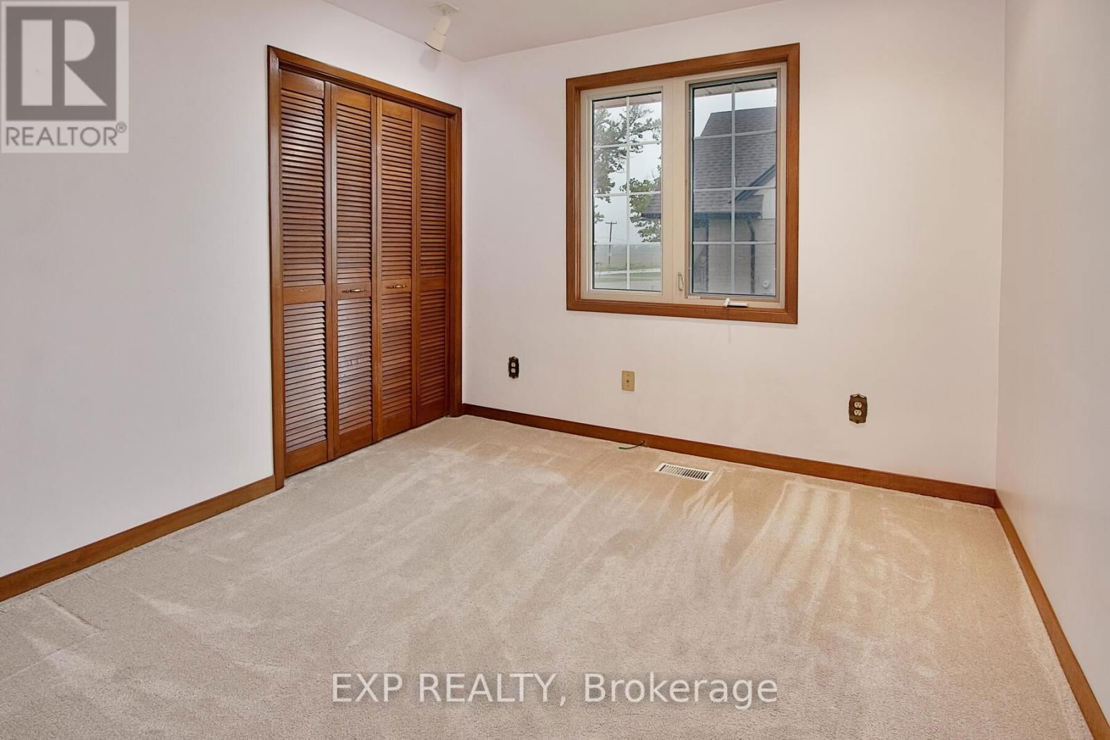 1265 GLADSTONE DRIVE Image 23