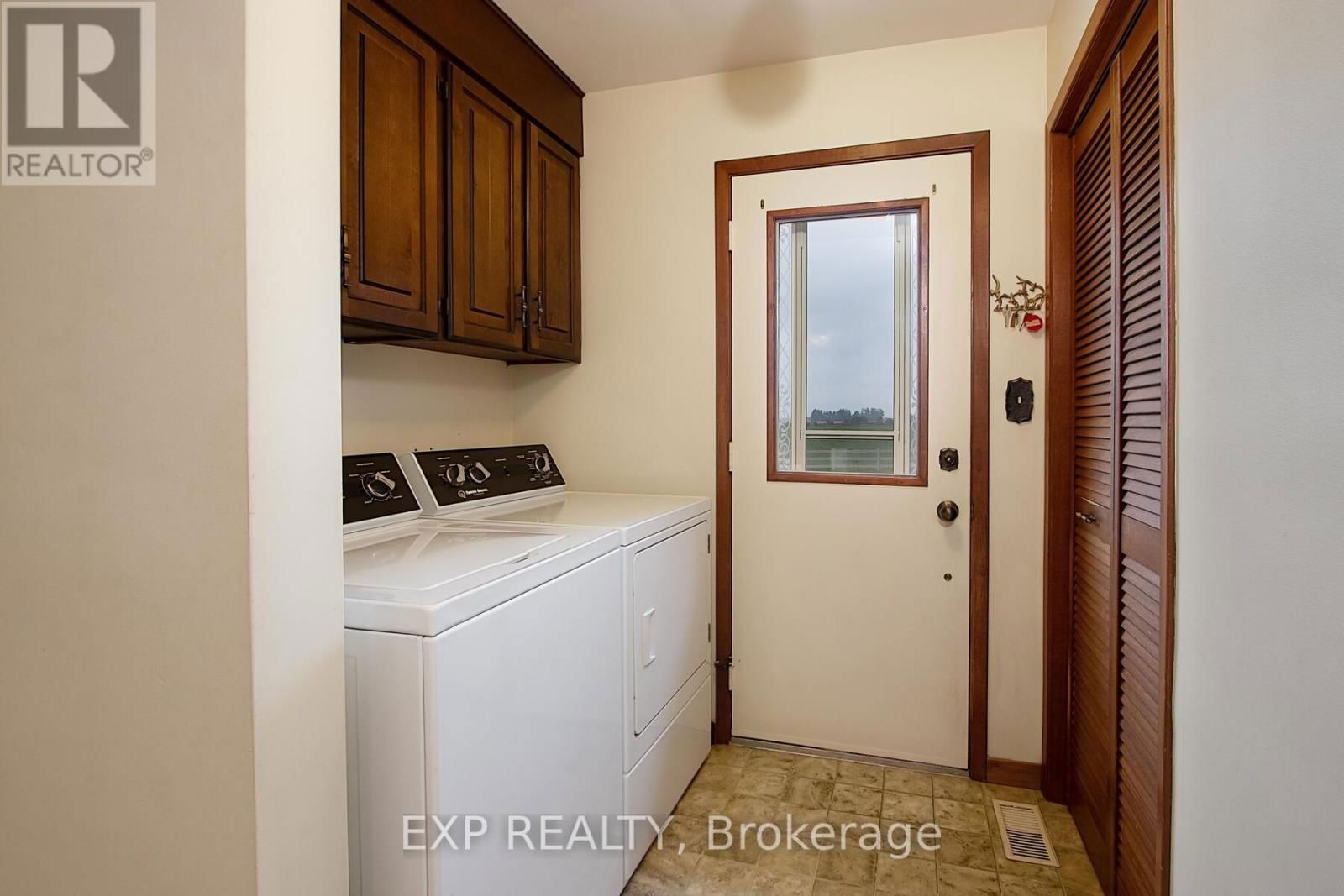 1265 GLADSTONE DRIVE Image 27