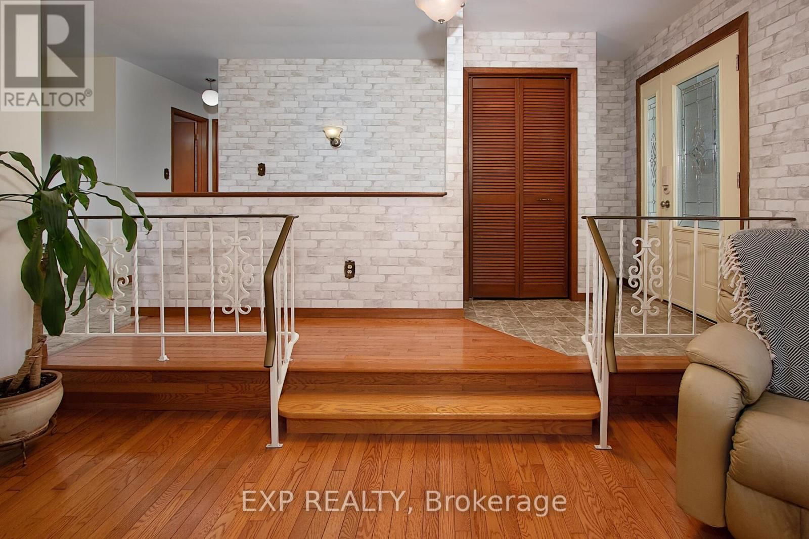 1265 GLADSTONE DRIVE Image 4