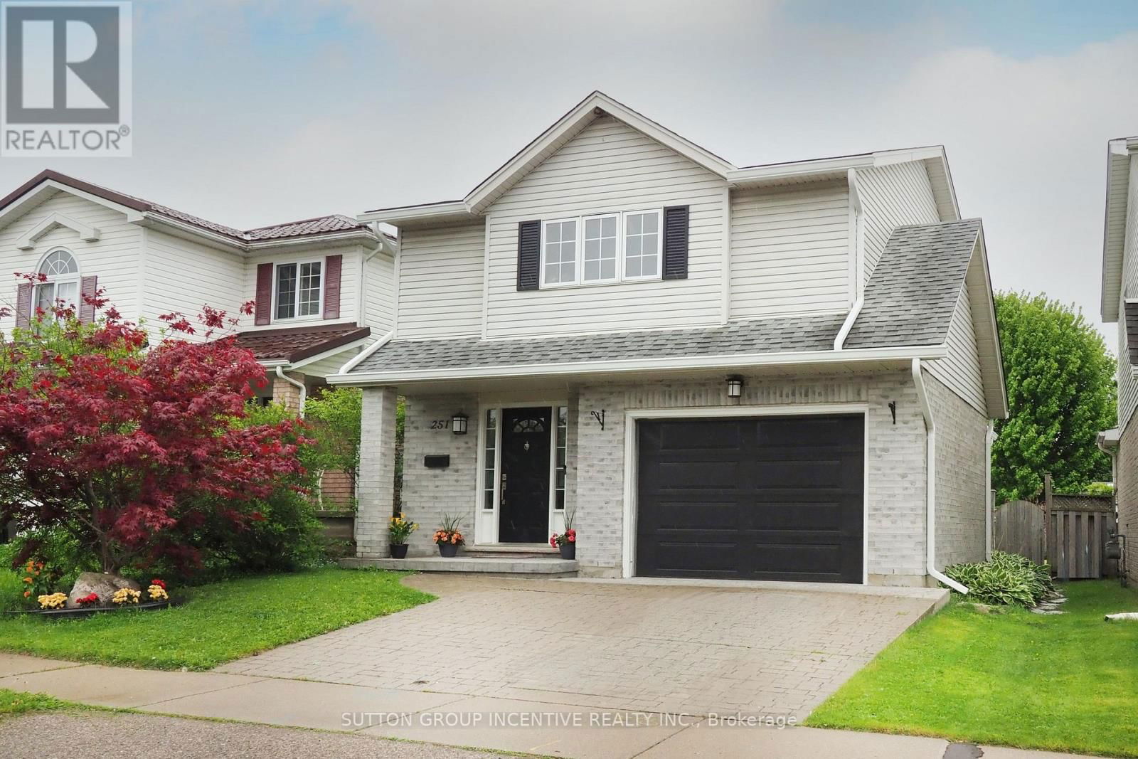 251 GREY FOX DRIVE Image 1