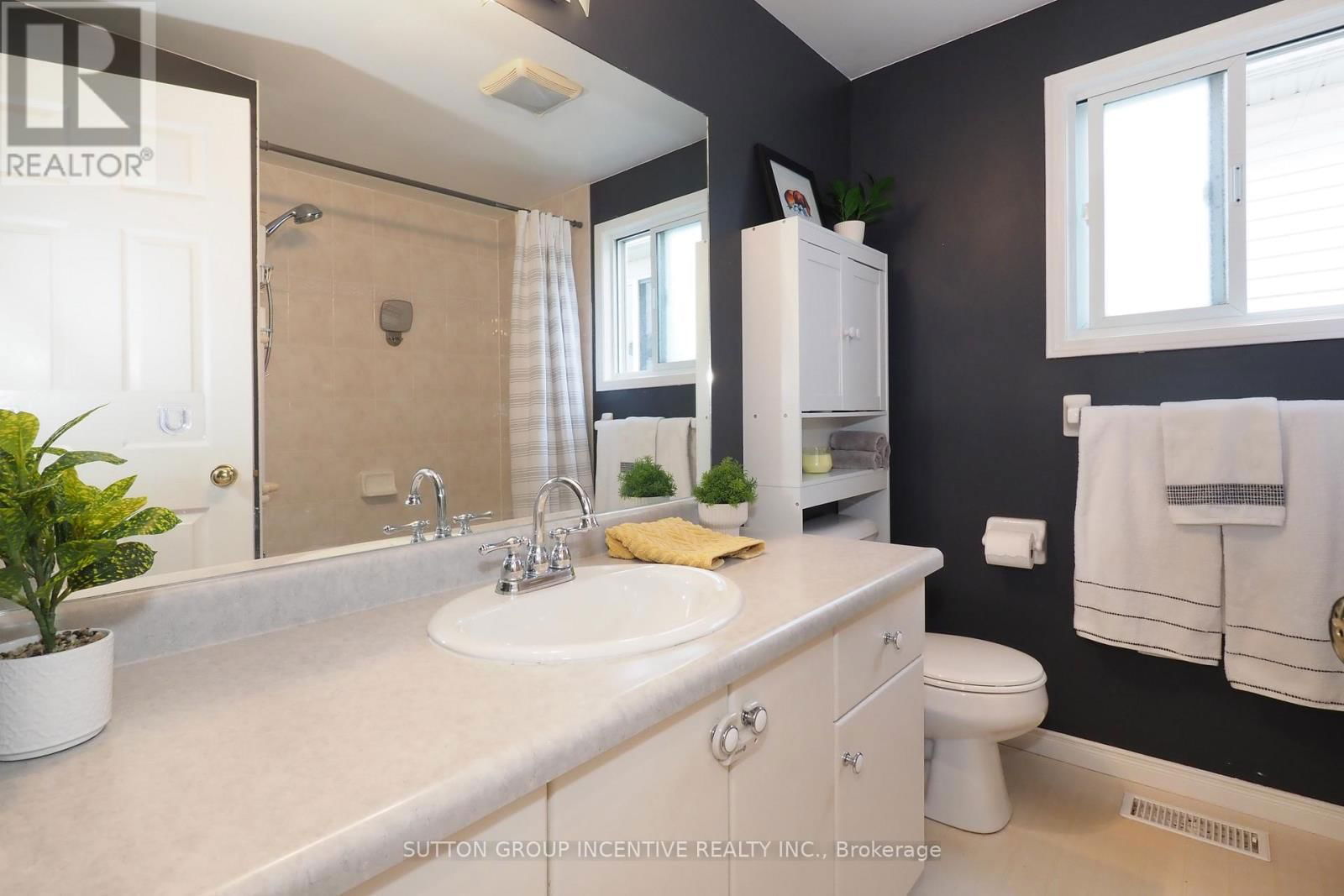 251 GREY FOX DRIVE Image 20