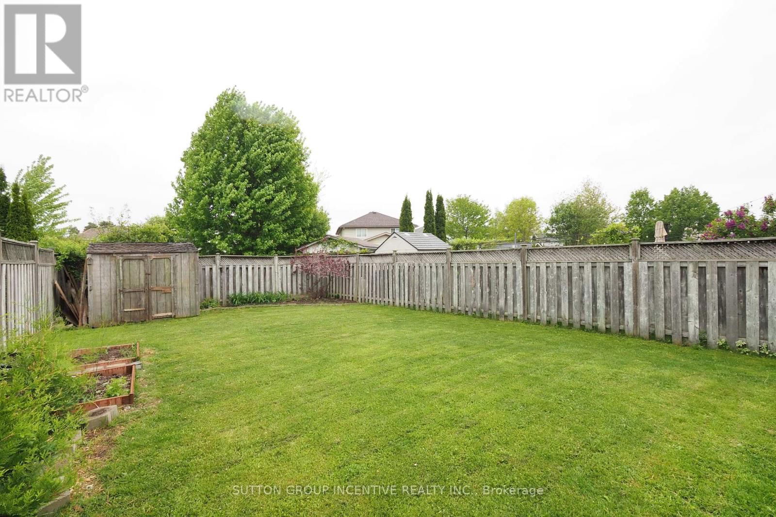 251 GREY FOX DRIVE Image 27