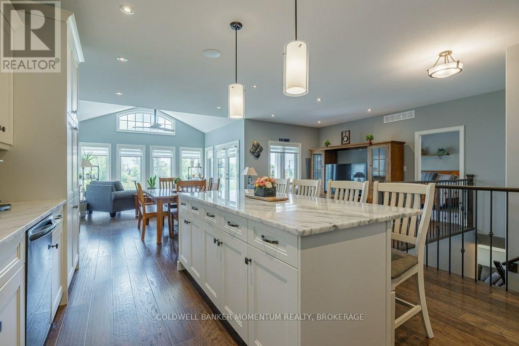 58 BUTLERS DRIVE NORTH Image 12