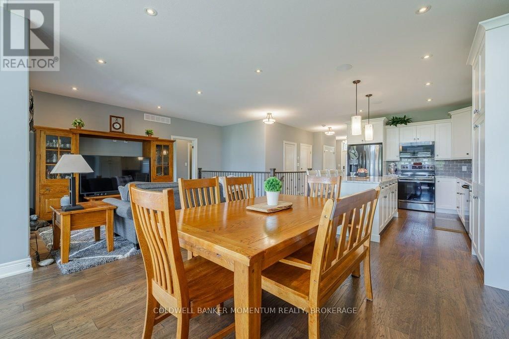 58 BUTLERS DRIVE NORTH Image 15