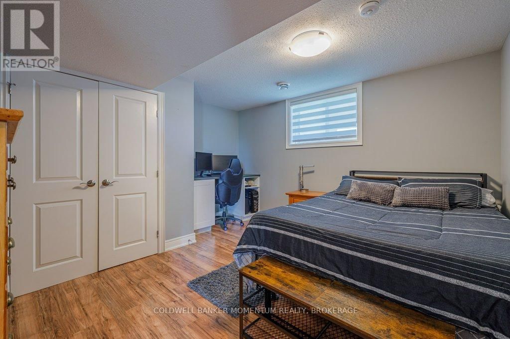 58 BUTLERS DRIVE NORTH Image 35