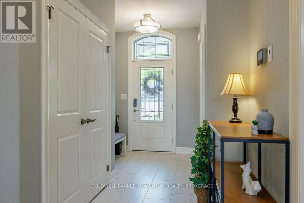 58 BUTLERS DRIVE NORTH Image 4