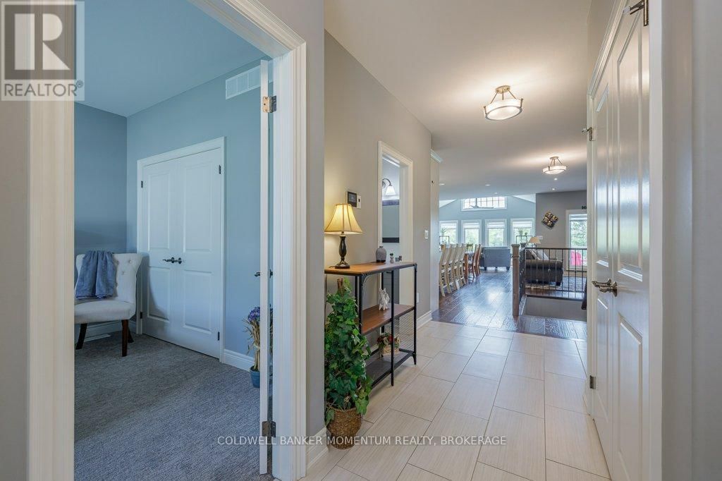 58 BUTLERS DRIVE NORTH Image 5