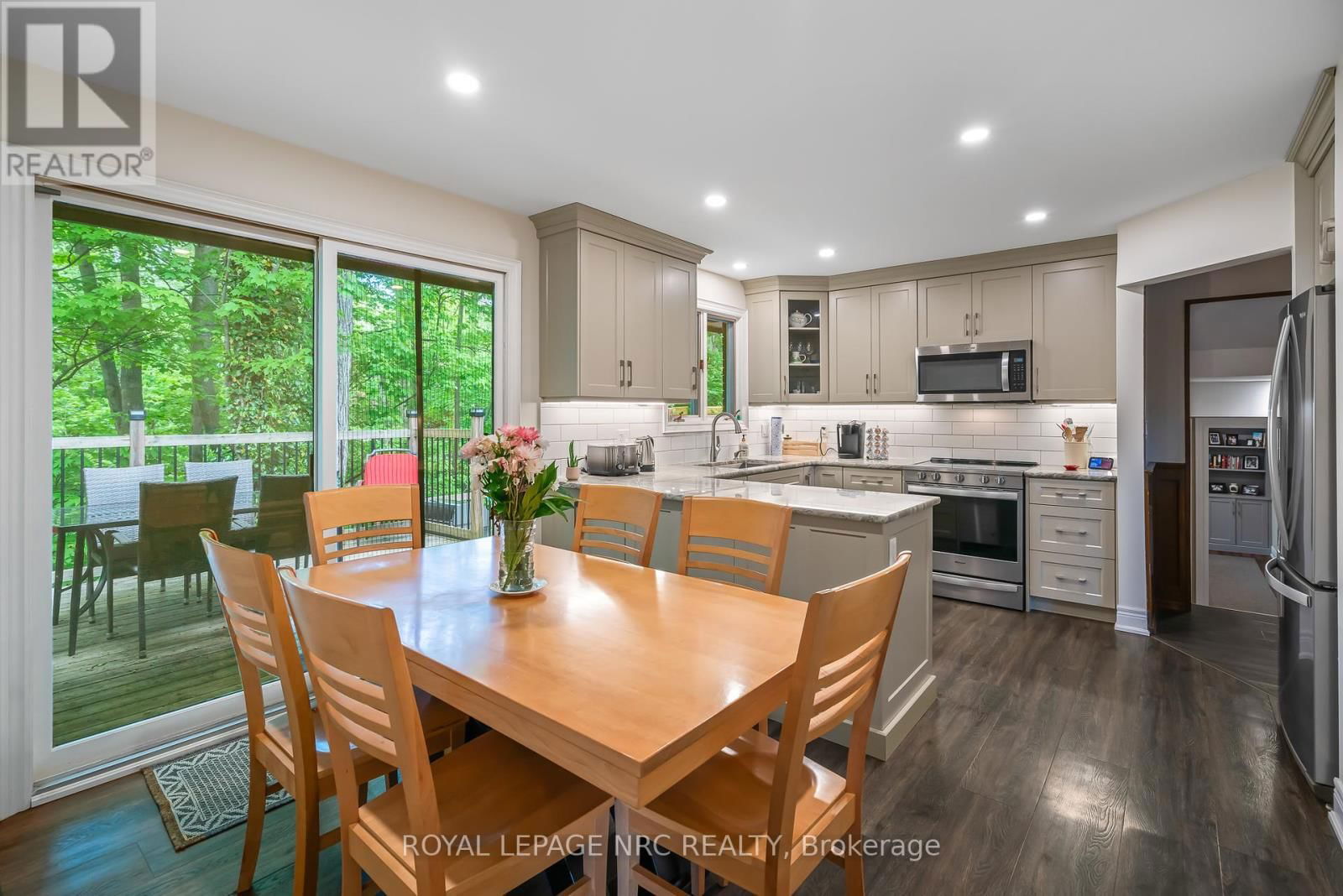 26 CHERRY AVENUE Image 8