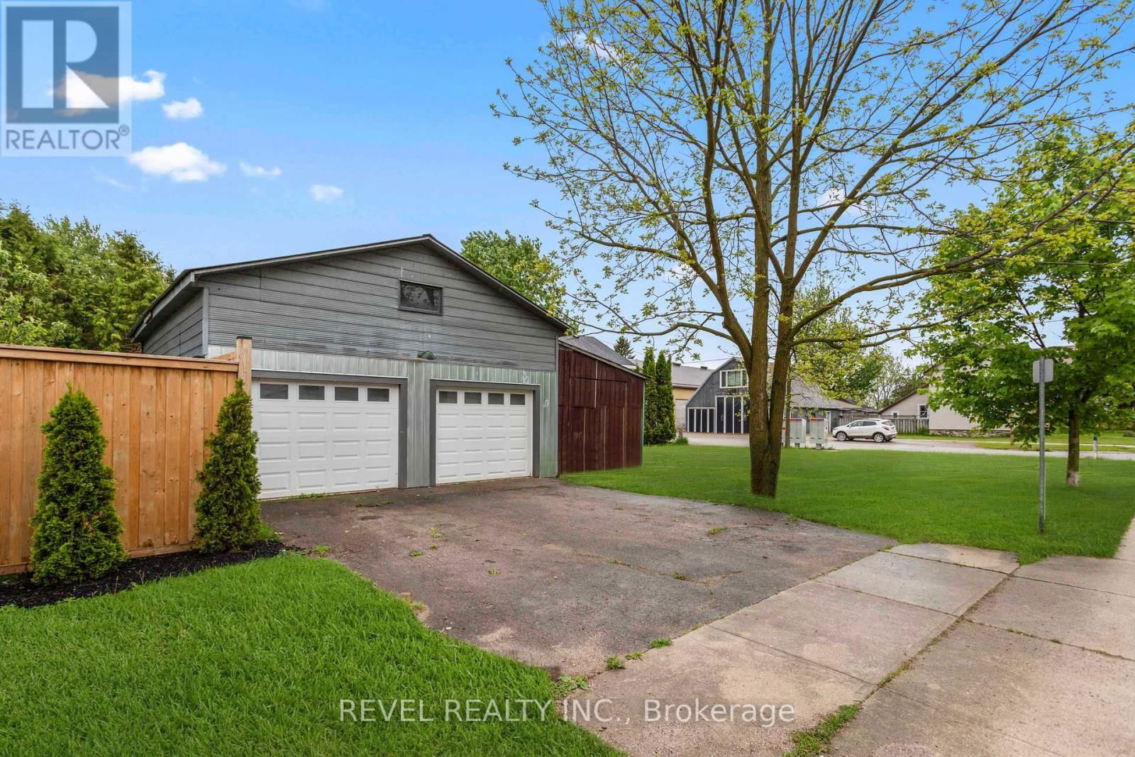 15 VICTORIA AVENUE EAST Image 49