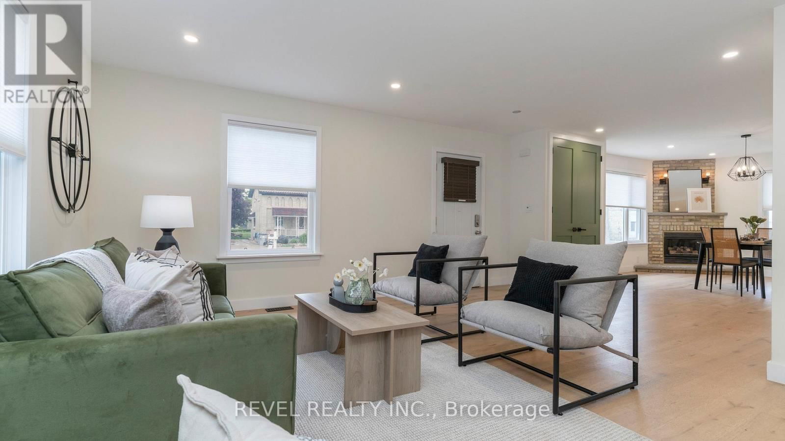15 VICTORIA AVENUE EAST Image 7