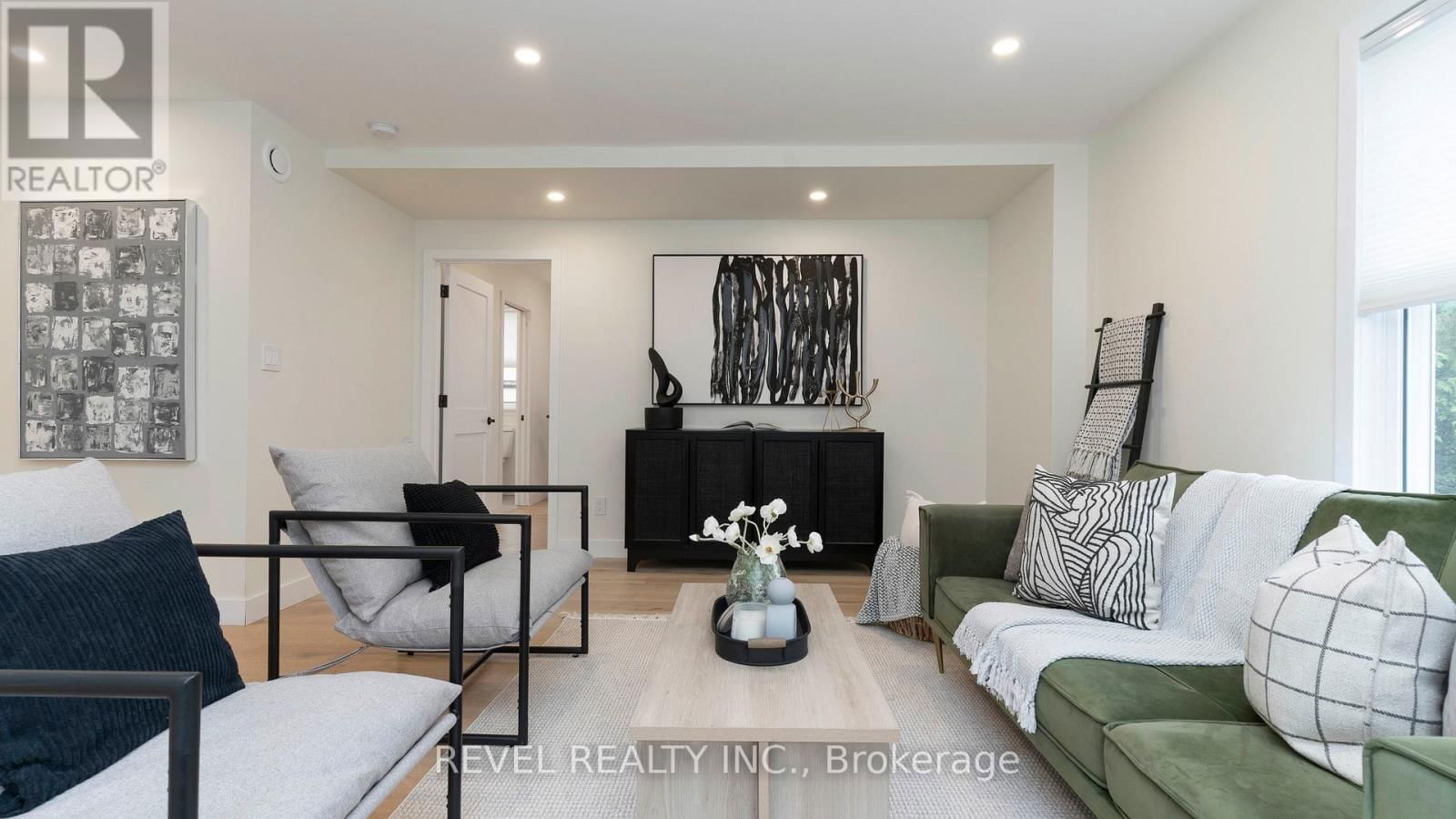 15 VICTORIA AVENUE EAST Image 8