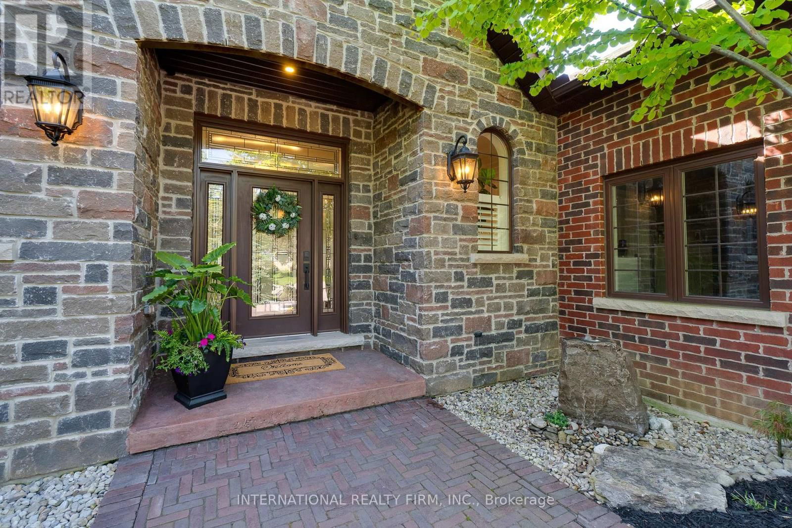 38 BRIAN BOULEVARD Image 3