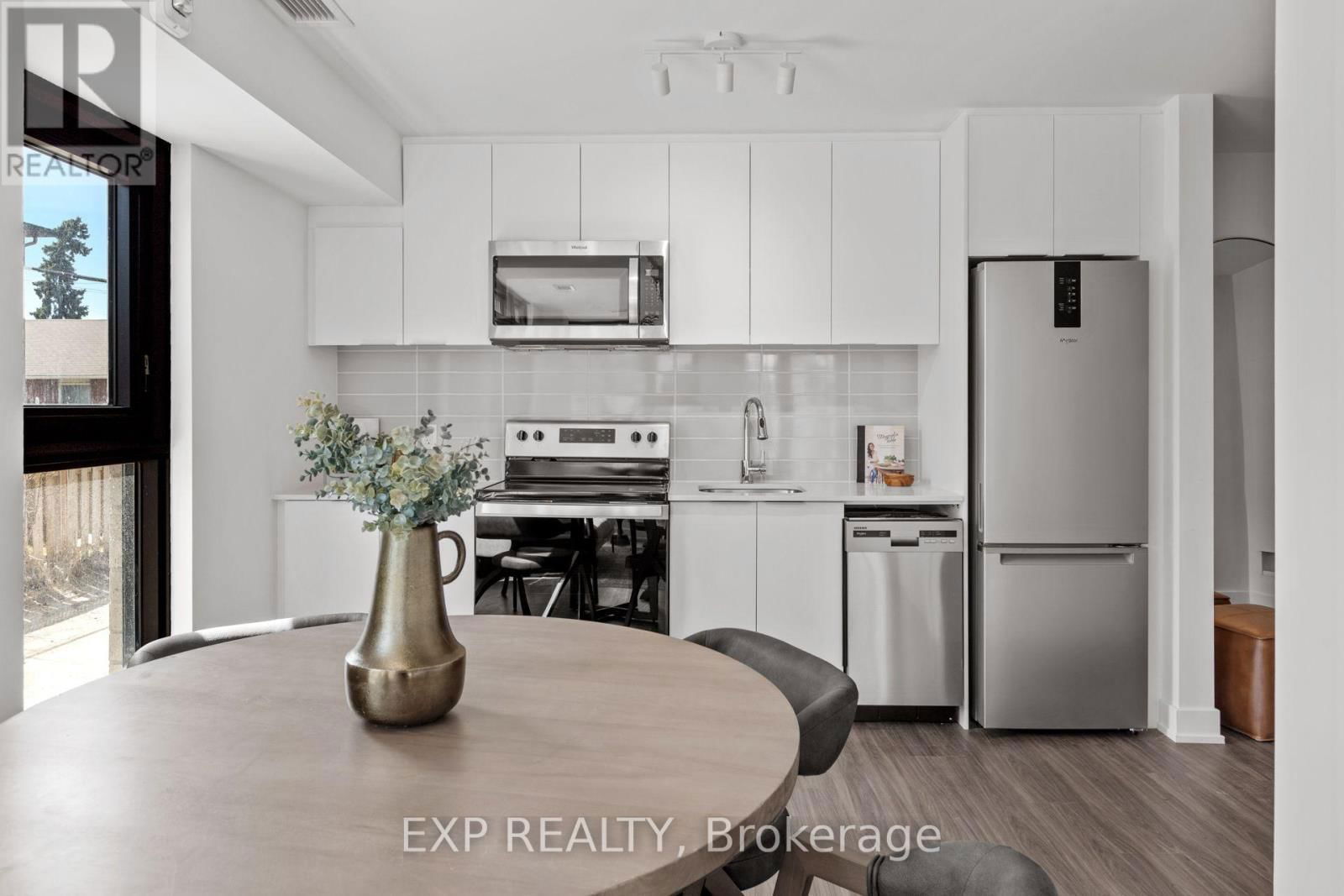206 - 1366 CARLING AVENUE Image 4