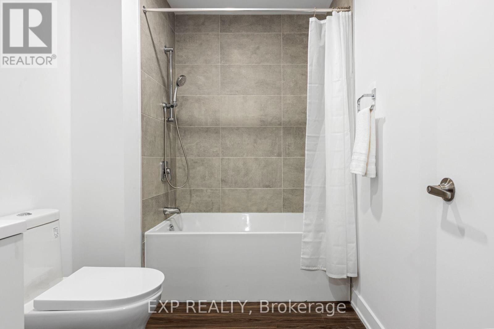 317 - 1366 CARLING AVENUE Image 4