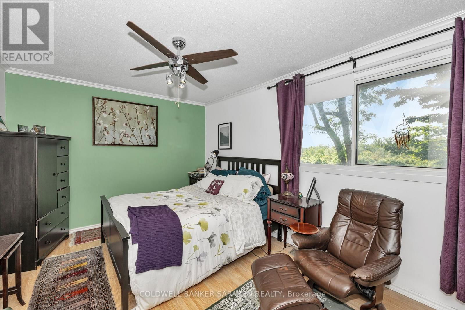1461 PEREZ CRESCENT Image 15
