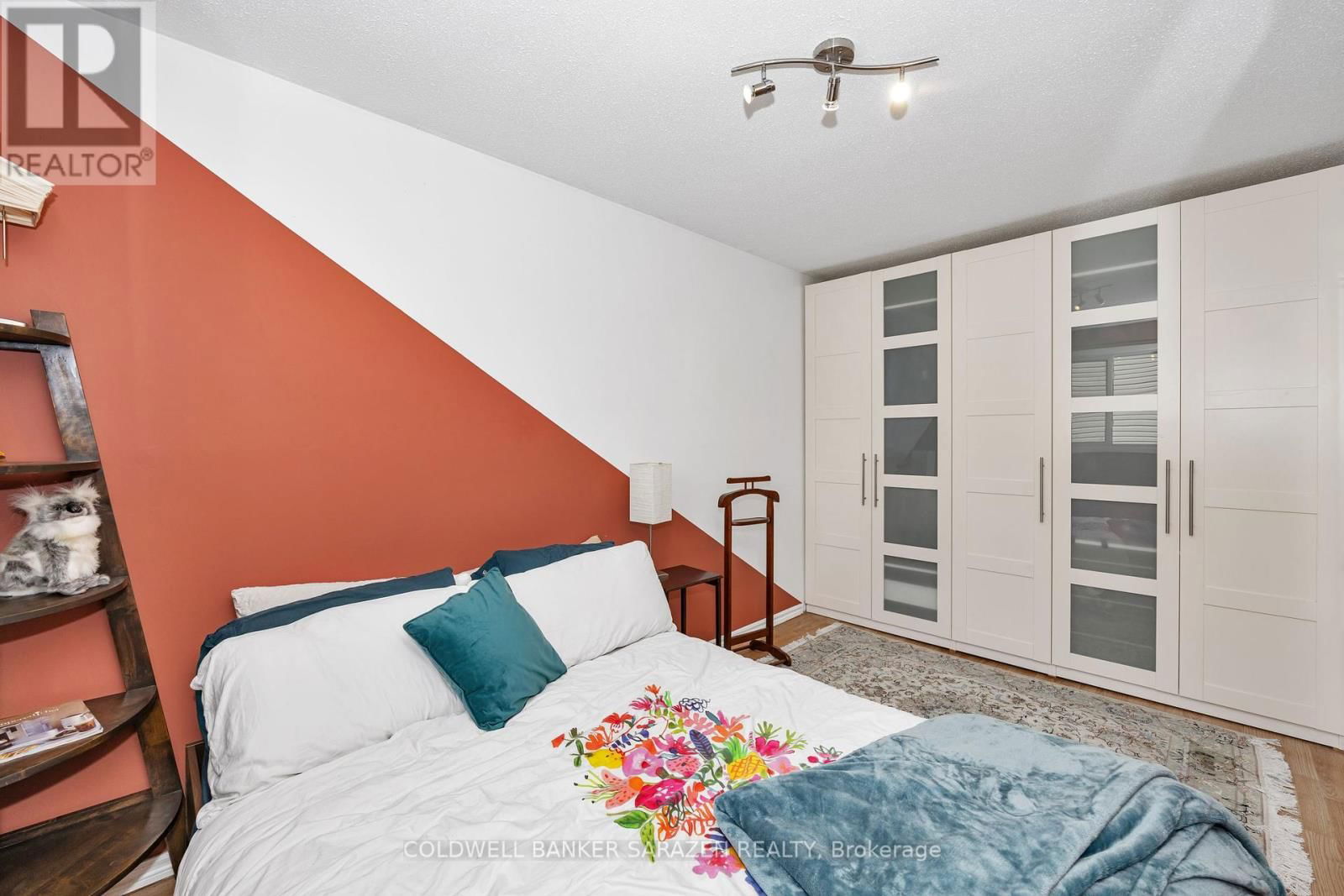 1461 PEREZ CRESCENT Image 18