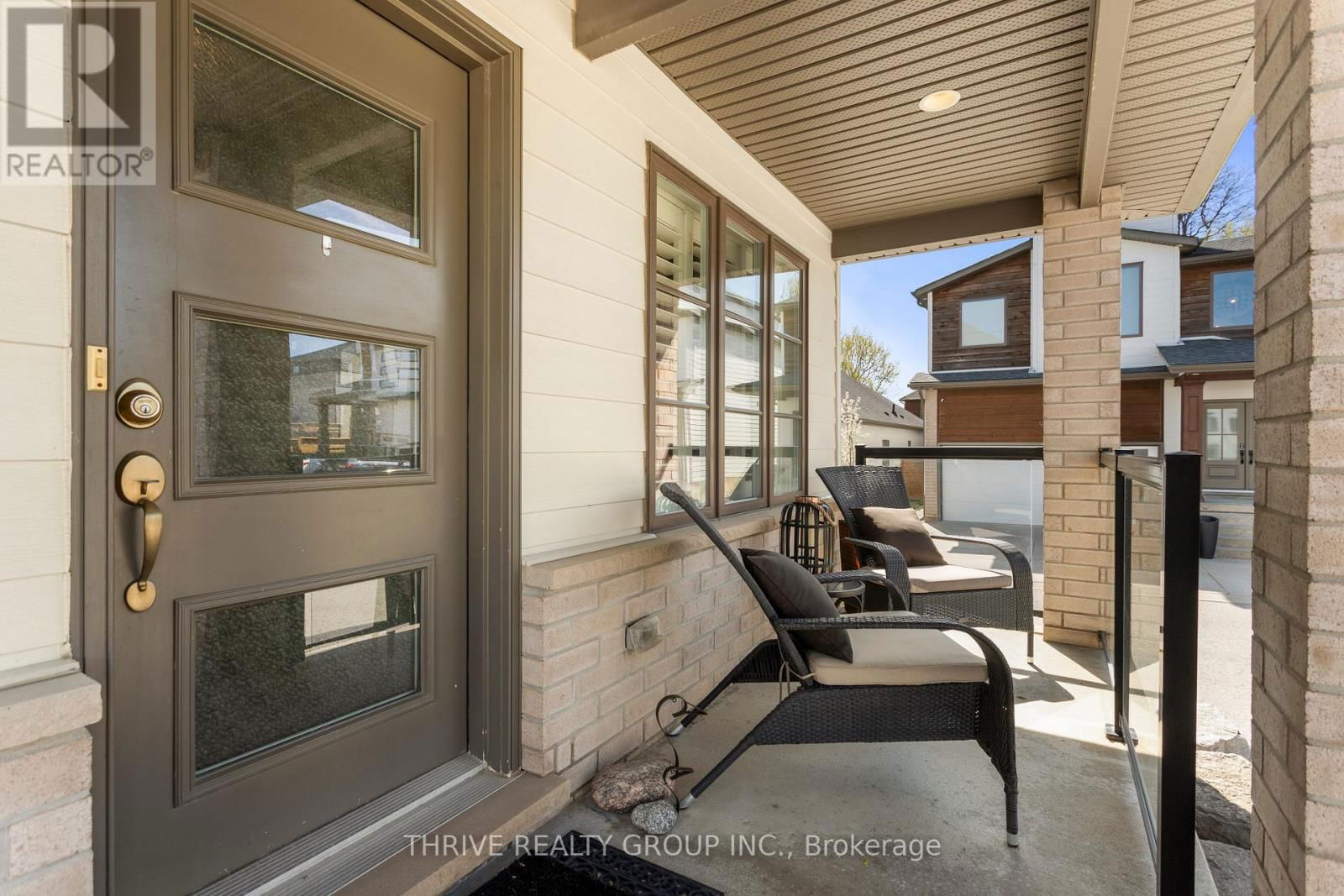 5 - 727 APRICOT DRIVE Image 4