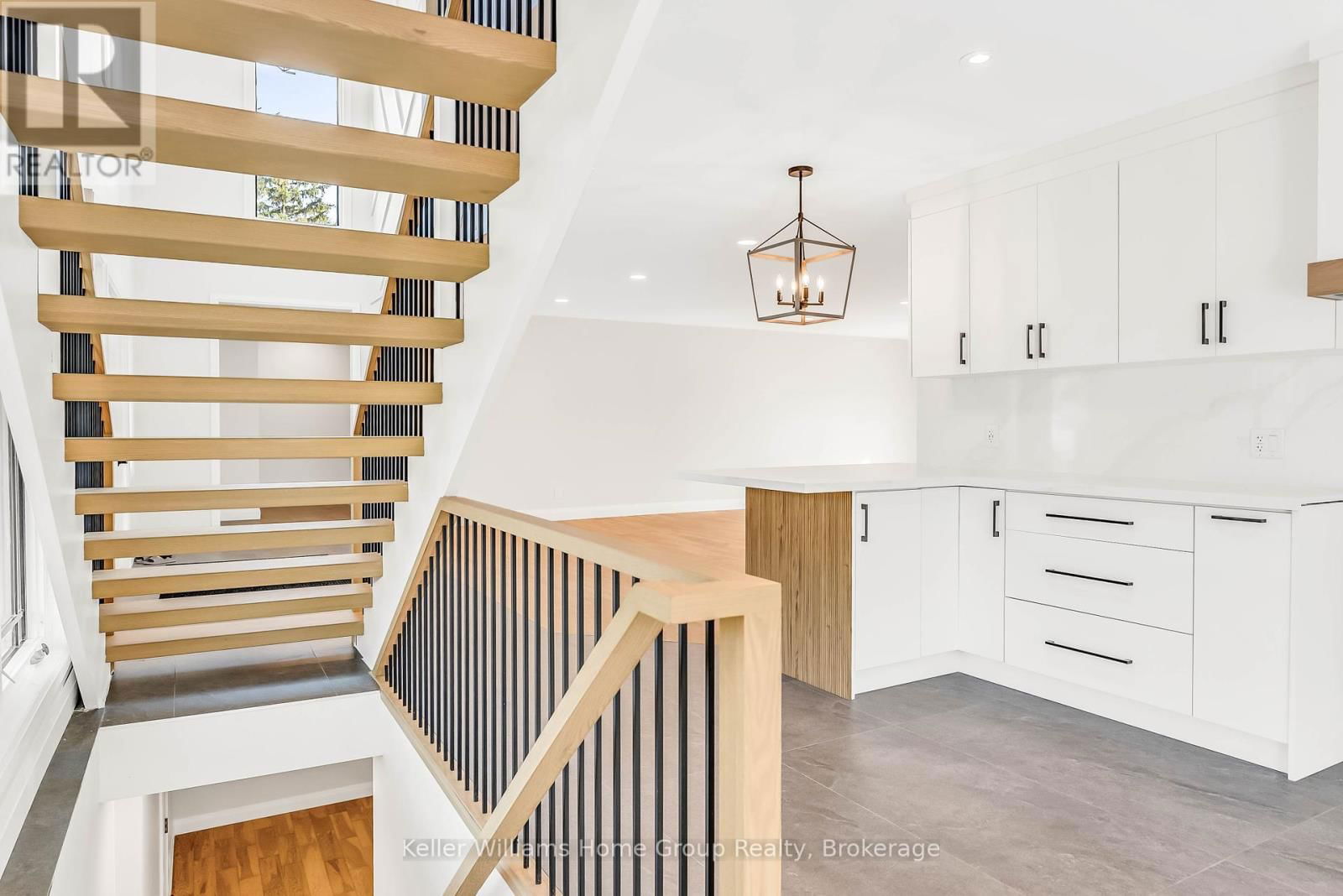 739 ERBSVILLE ROAD Image 13