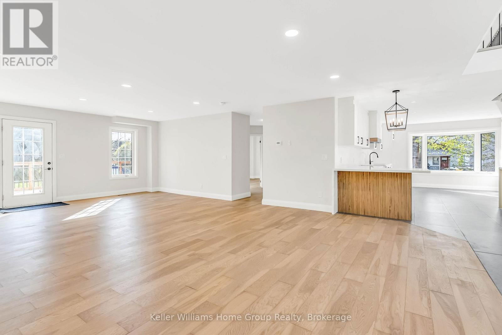 739 ERBSVILLE ROAD Image 17