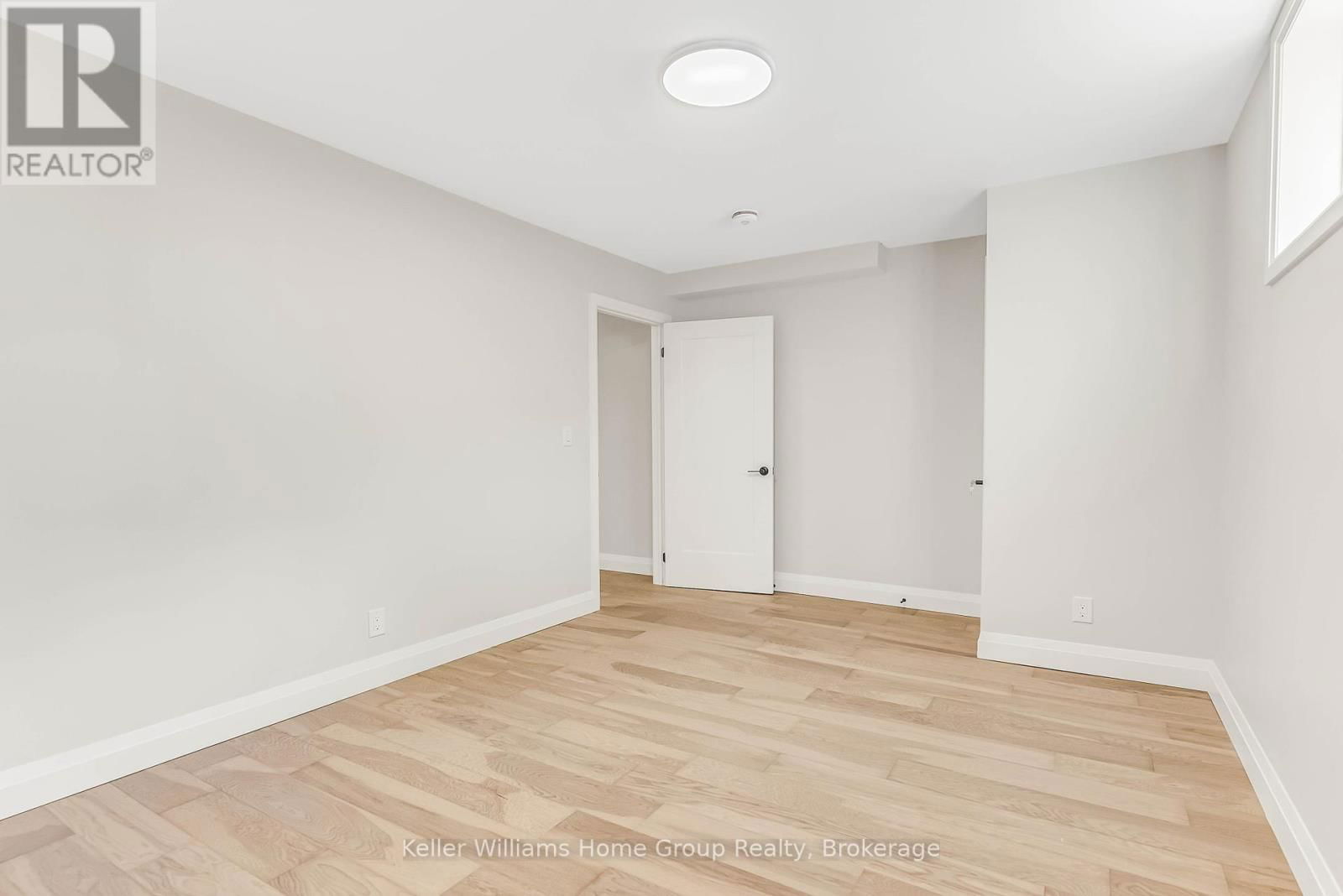 739 ERBSVILLE ROAD Image 26